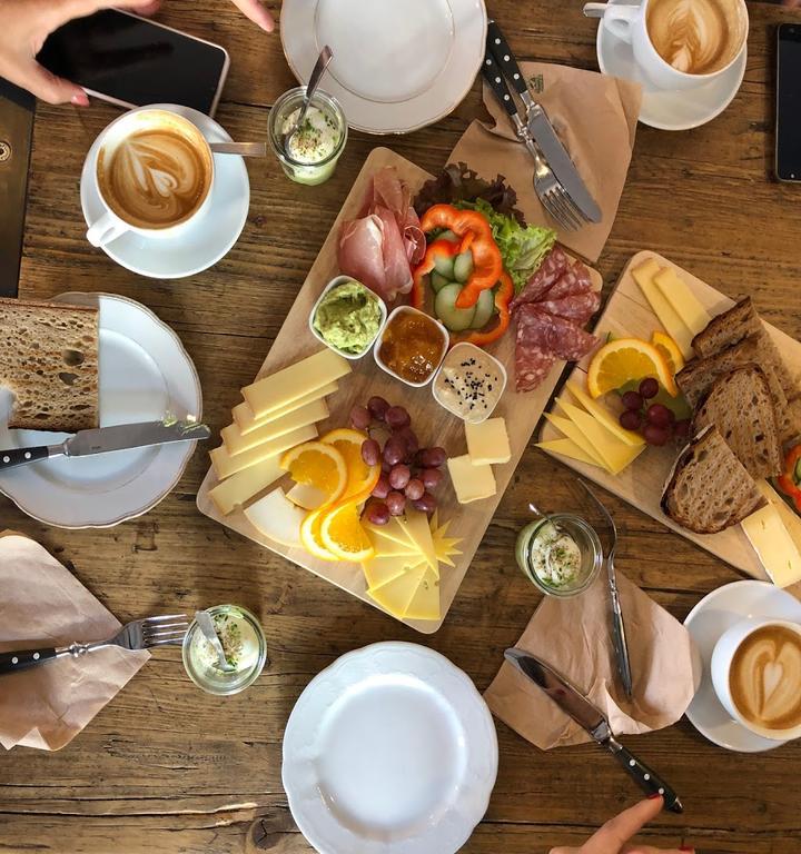 Cafe No. 48