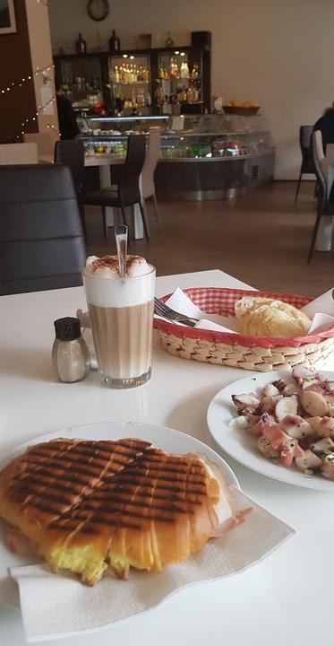 Pasteleria Café Carlos