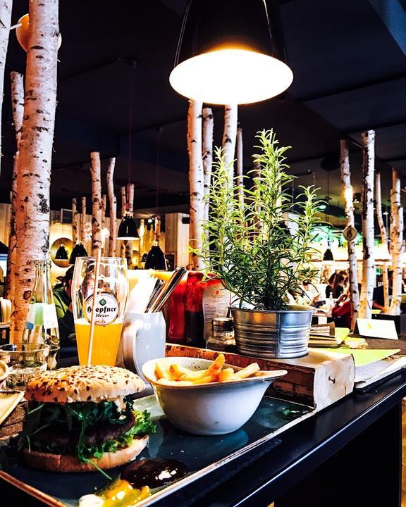 HANS IM GLUCK – Burgergrill & Bar