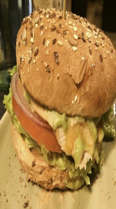 HANS IM GLUCK – Burgergrill & Bar