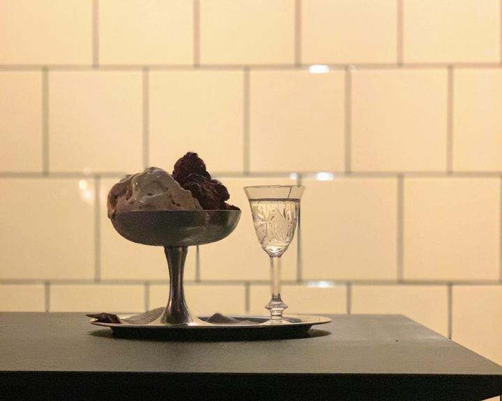 Minus gelato bar