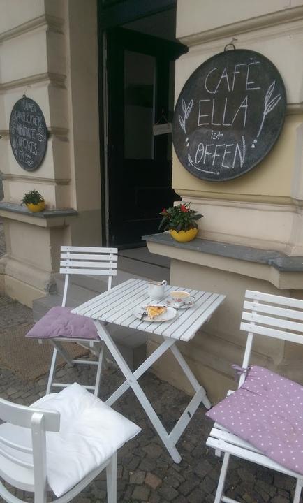 Cafe Ella