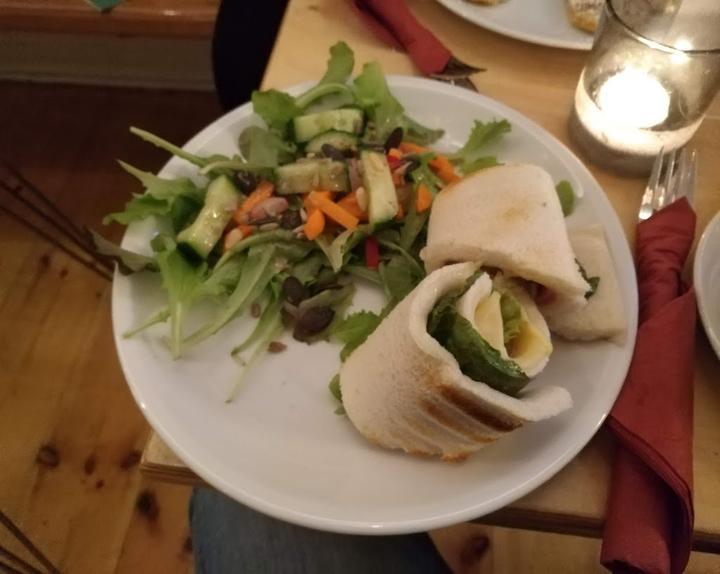 Cafe Lux