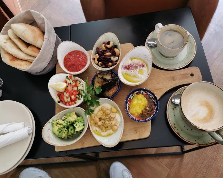 Kerszberg’s Cafe & Genuss