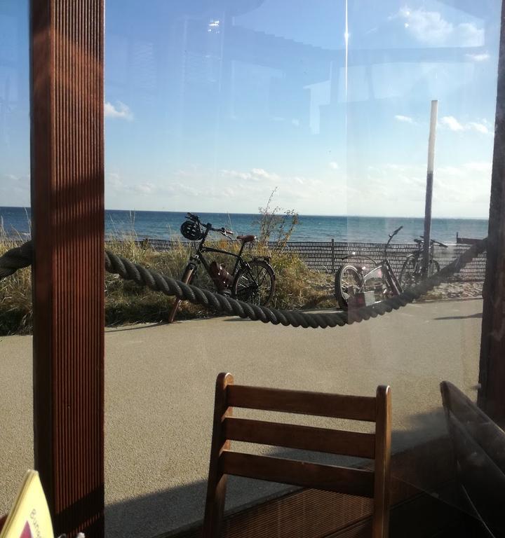 Cafe Ewa