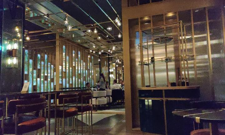 Juliet Rose Bar