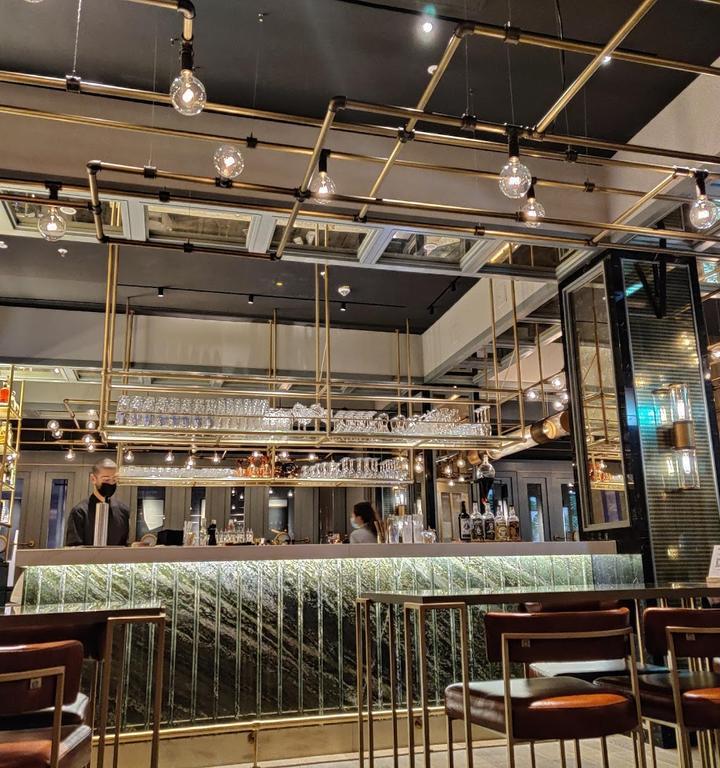 Juliet Rose Bar