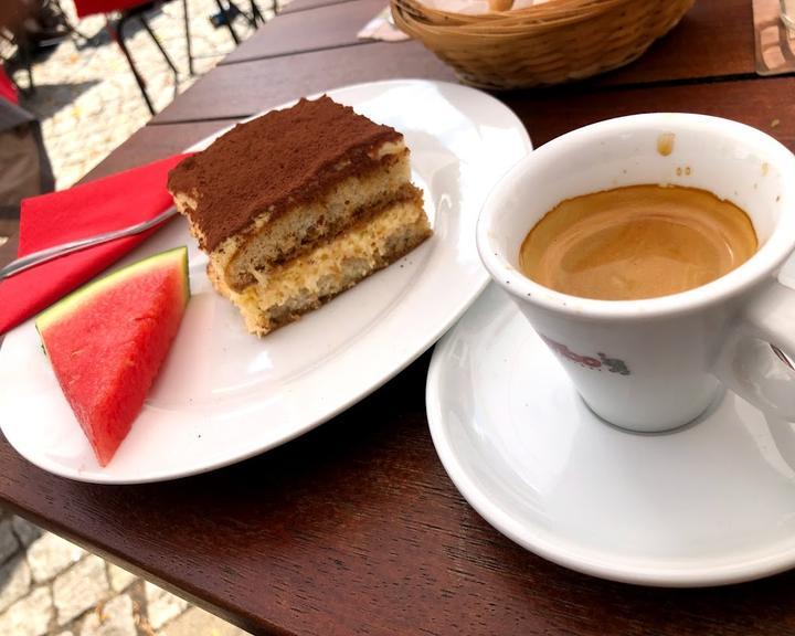 Lagano Bistro & Café