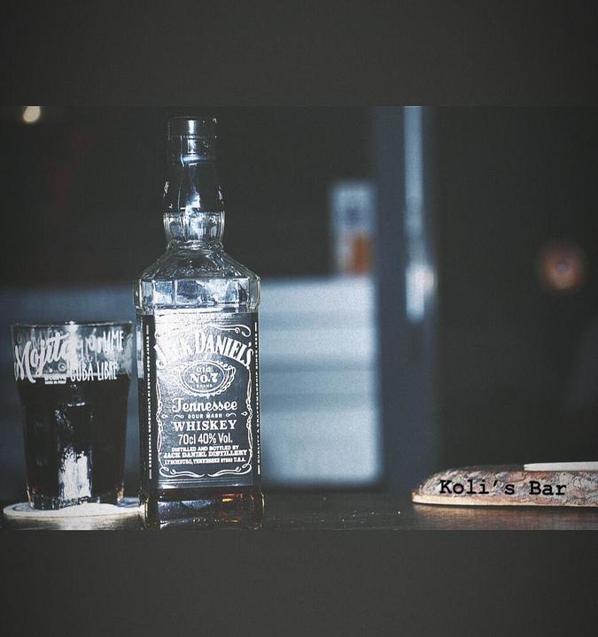Koli's Bar