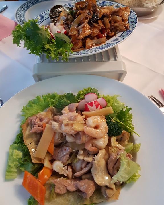 China Restaurant Golden Lotus