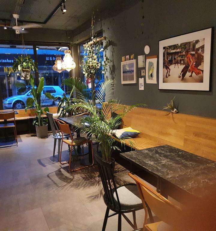 MORGAEN café