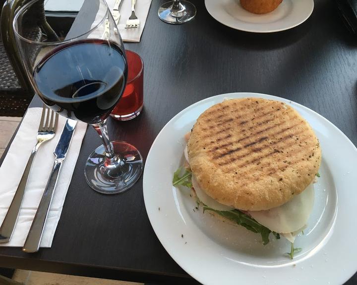 VITO'S Italian Coffee & Winebar