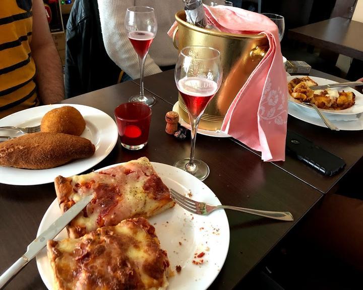 VITO'S Italian Coffee & Winebar