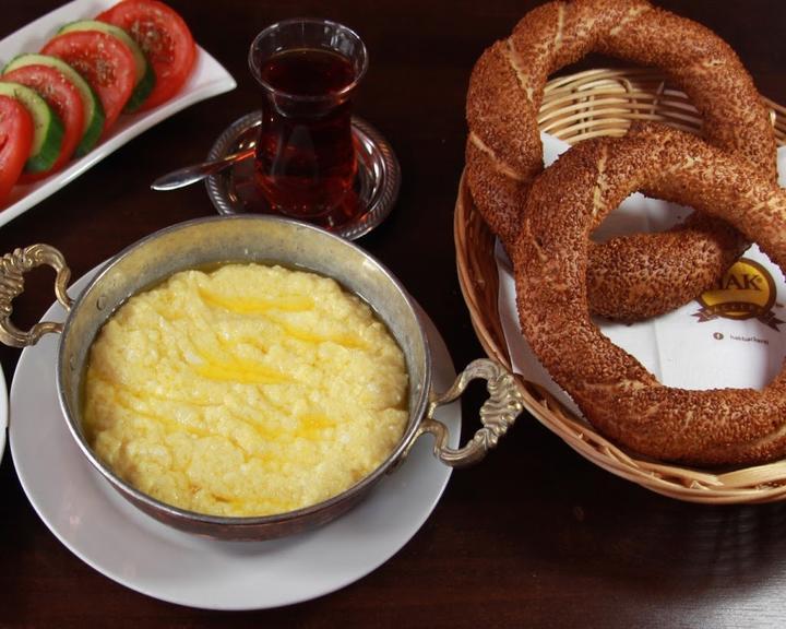 Hak Bakery & Breakfast House