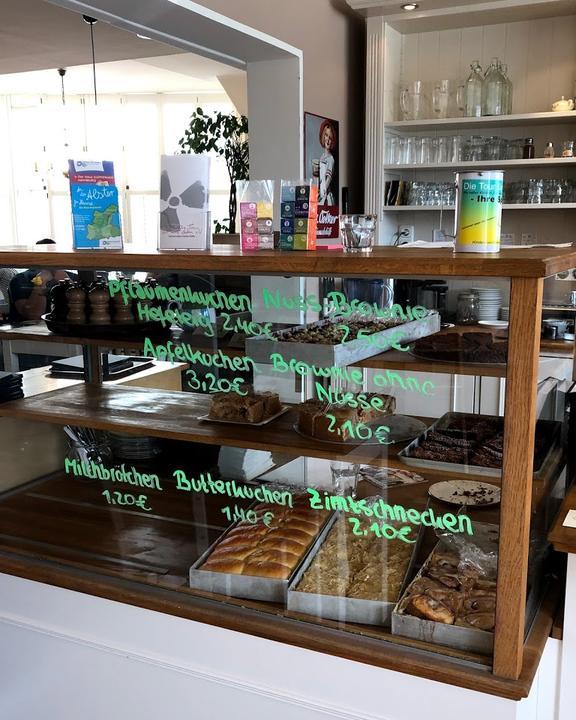 Caros Konditorei und Davids Cafe