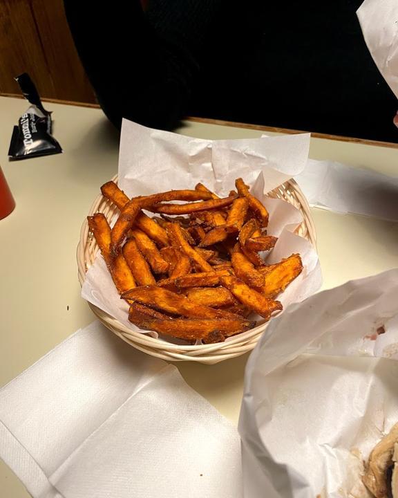 Tommi's Burger Joint