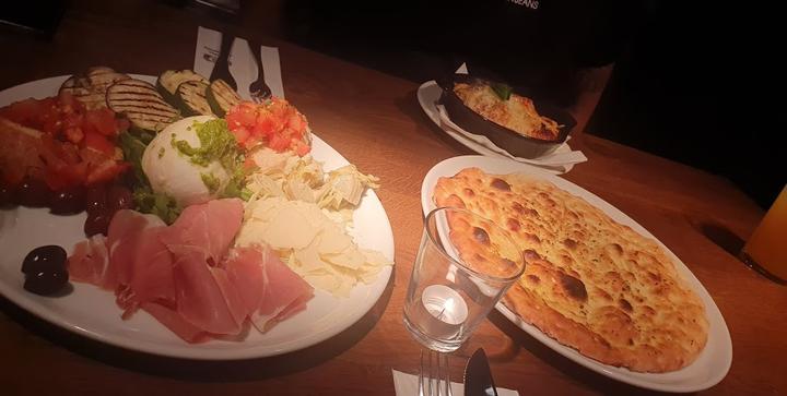 L'Osteria Dusseldorf Jahnstrasse