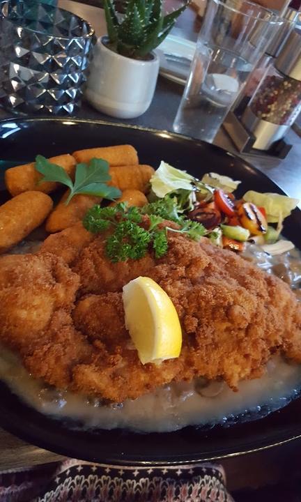 Sandbank Restaurant & Lounge