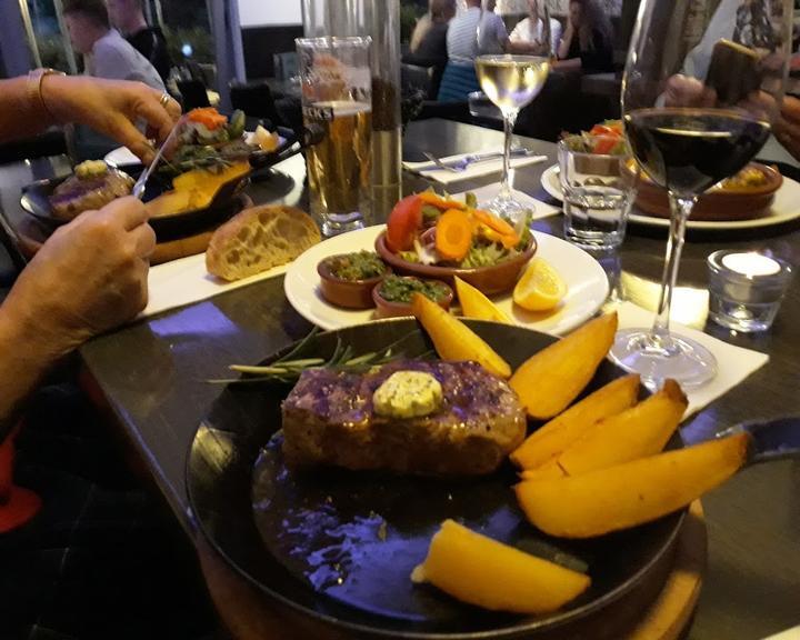 La Nina, Tapas Bar und Restaurant