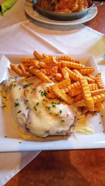 Gasthaus und Metzgerei Schübl'Adl