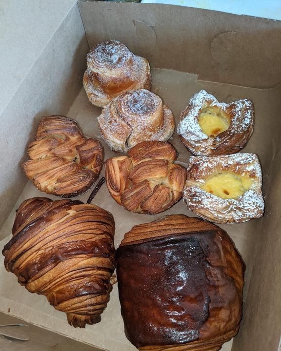 Bakery & Cafe Brotzeit