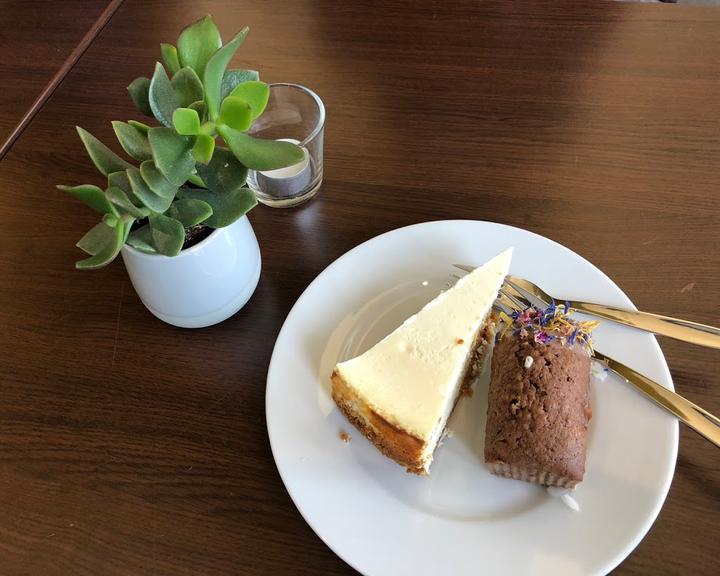 Breakout Café