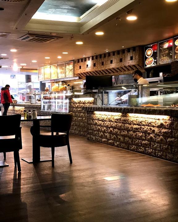 Sanaa Restaurant