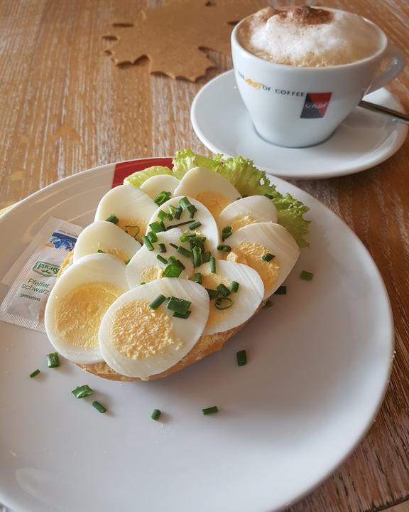 OXEN Cafe Bakery Nitt