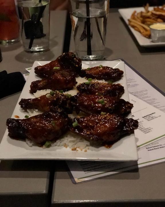 Ponzu Sushi & Asian Cuisine