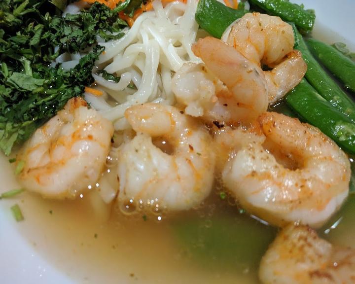 Ponzu Sushi & Asian Cuisine