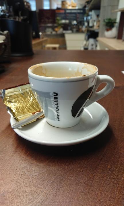 Gusto Kaffeemanufaktur & Spezialitaten