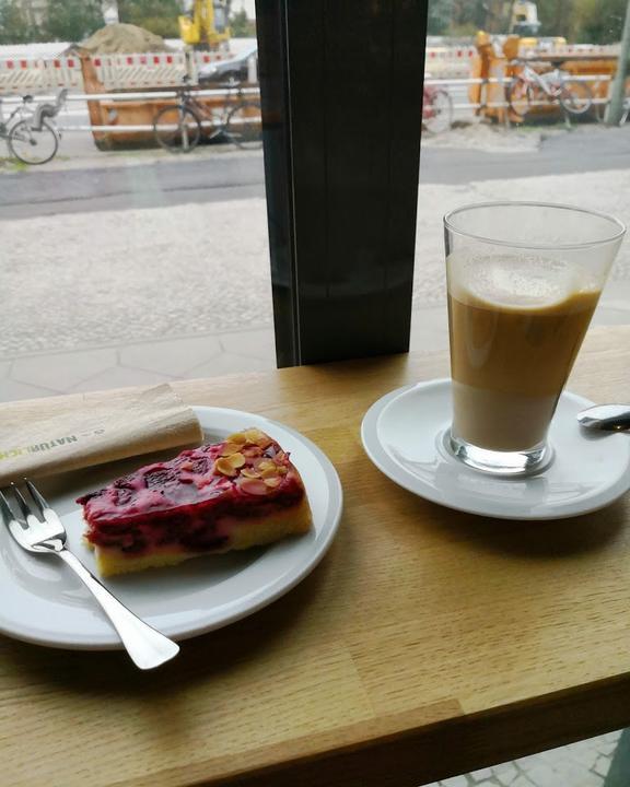 CO.ME.IN Food & Coffee