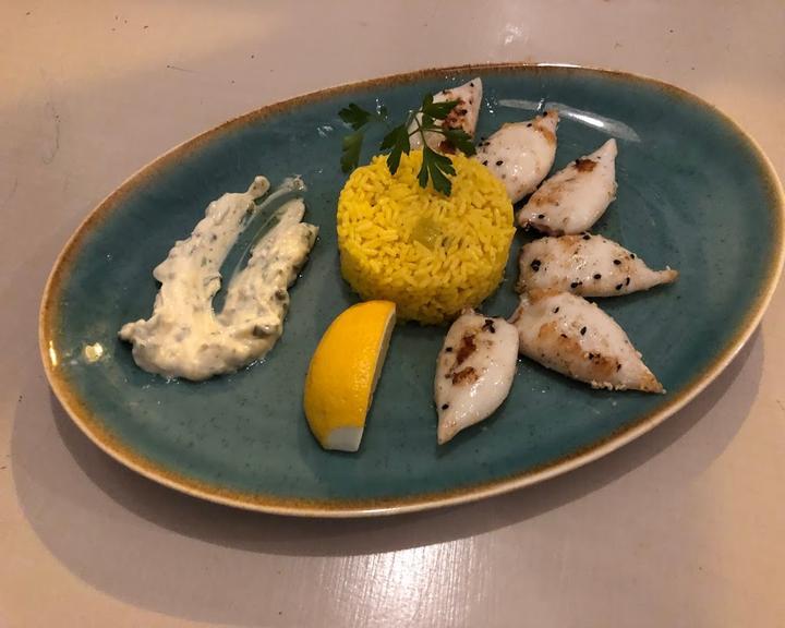 Balkoni Helleni Cuisine