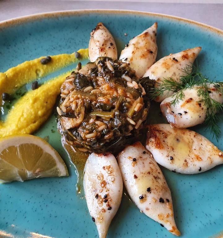Balkoni Helleni Cuisine
