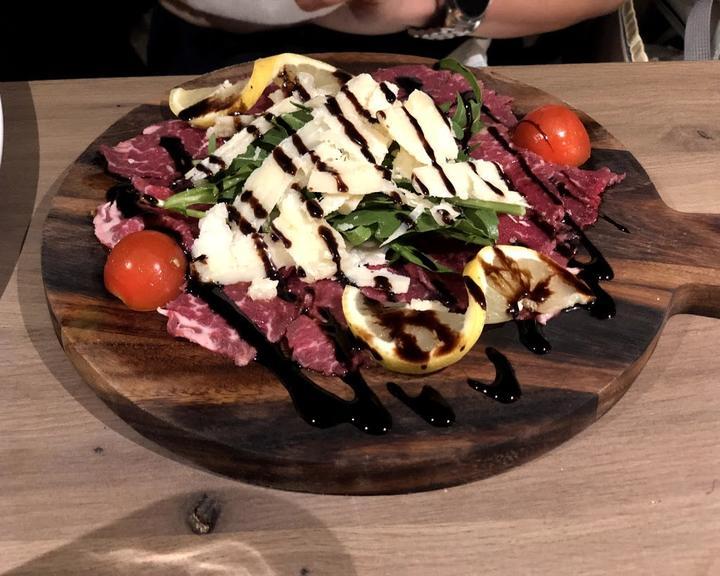 VayVay Steakhouse