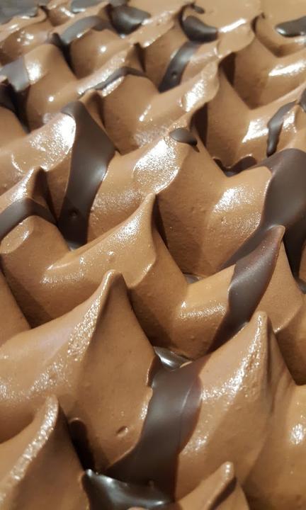 Bitte mit Sahne Eiscafe