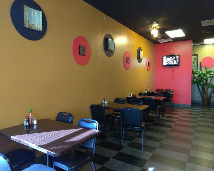 LIS Cafe & Bar