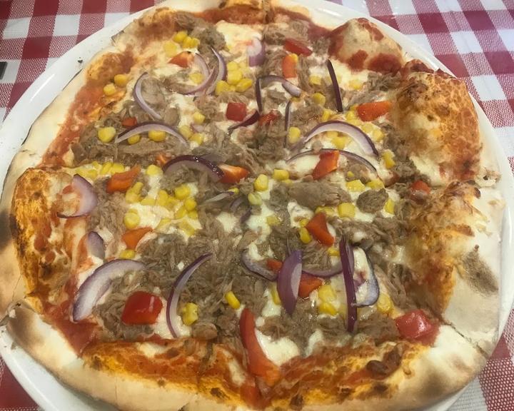 Pizza Noi Eis Variete - Spagehtteria