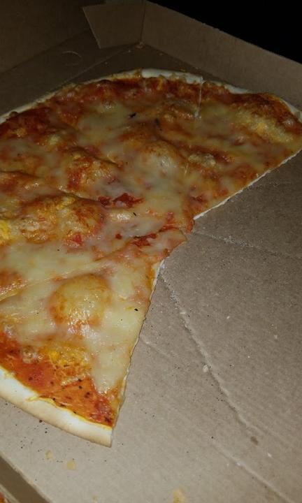 Pizza Noi Eis Variete - Spagehtteria