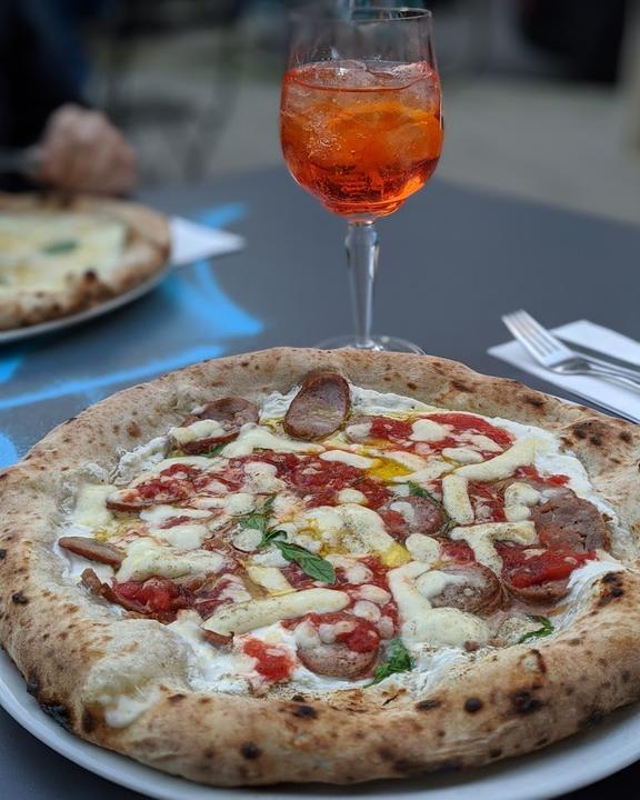 FUTURA Neapolitan Pizza