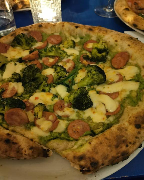 FUTURA Neapolitan Pizza
