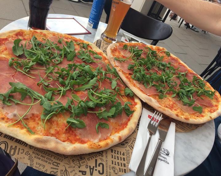 L'Osteria Berlin Humboldthafen