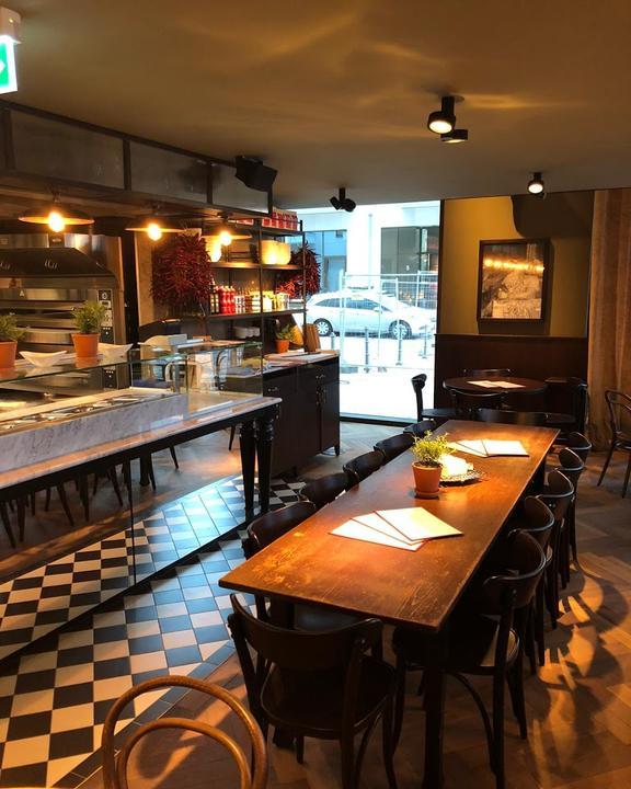 L'Osteria Berlin Humboldthafen