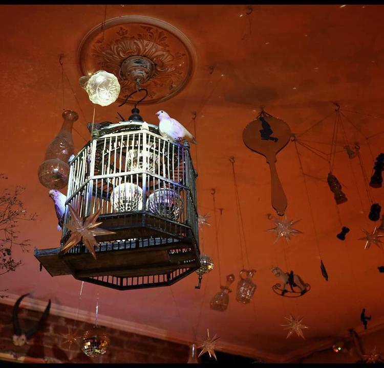 Vogelchen Cafe Bar