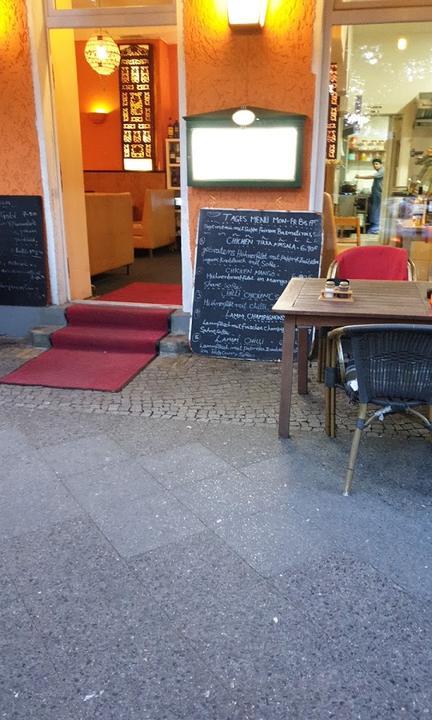 Yogi Restaurant Kreuzberg