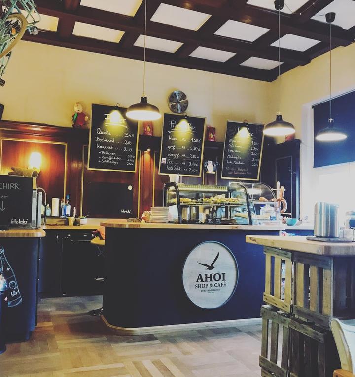 Ahoi Shop & Cafe‘