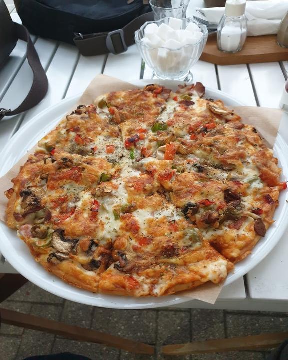 Pizza Tehroon - Meine Pizza Liebe