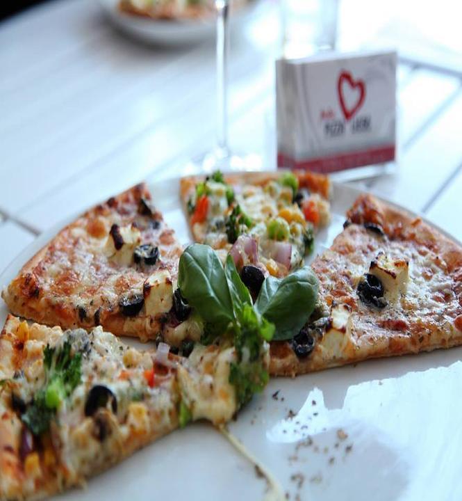 Pizza Tehroon - Meine Pizza Liebe