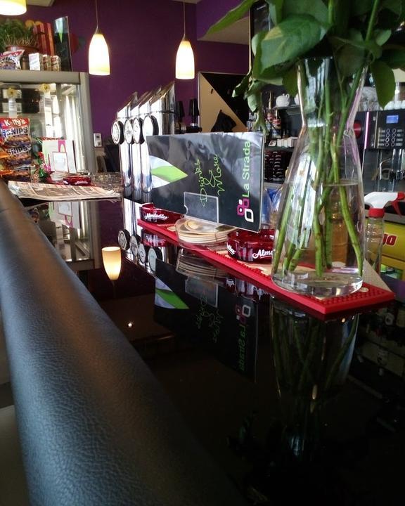 La Strada Cafè Bar