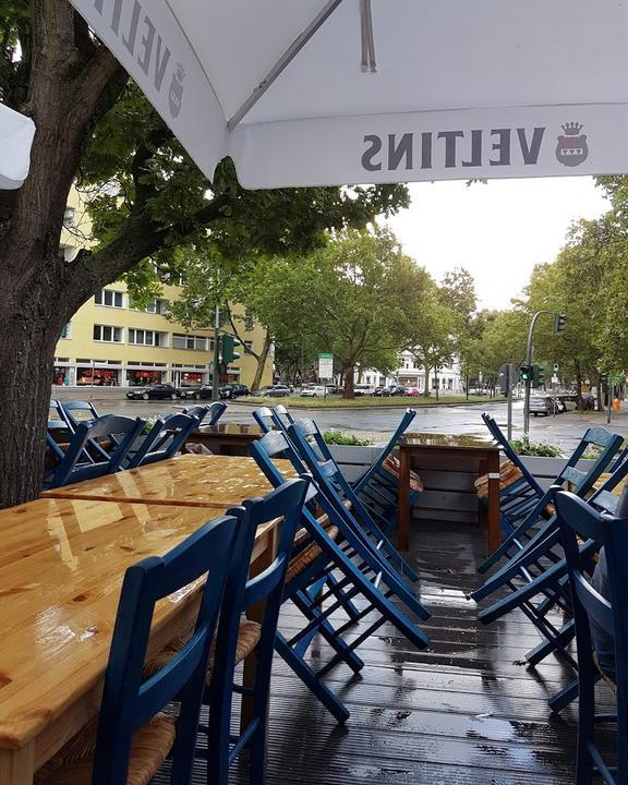Spentzas - Vaia's Greek Restaurant